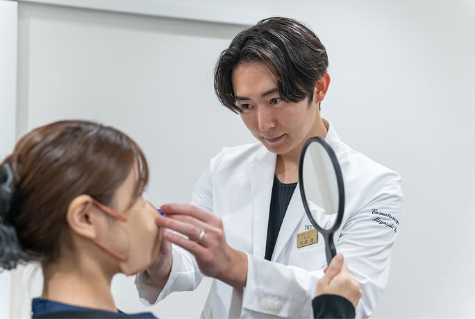 院長によるカウンセリングの様子